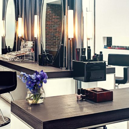 Bossa Nova Styling Chair lifestyle salon photo