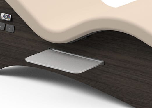 Curva Lounger with pull-out shelf option