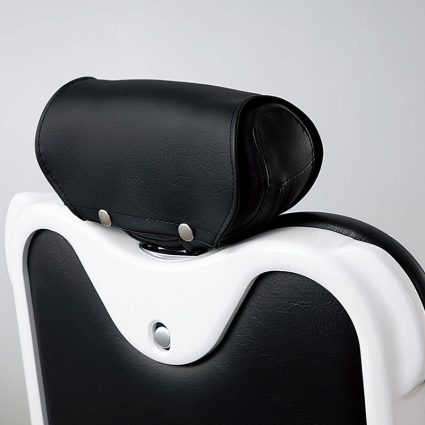 Legacy 90 Classic Barber Chair (Koken) lifestyle salon photo
